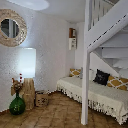 펜션 Charming House Just A Few Minutes From The *